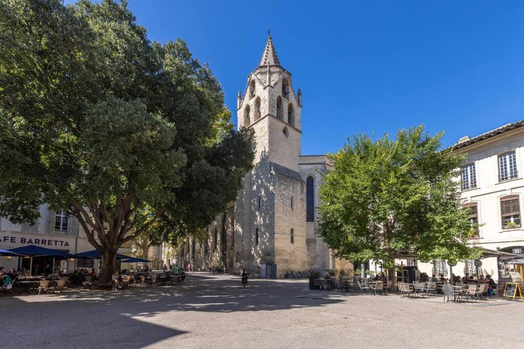 Cocon Douillet Avec Vue - Intramuros Avignon Exterior photo